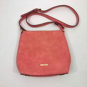 EUC Simply Noelle Coral Crossbody Shoulder Bag Faux Leather 11x10x2.25 Inches